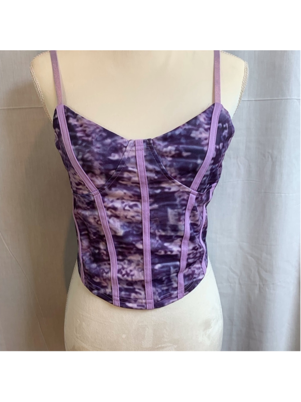 Purple cropped zip top bustier nwot size l